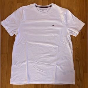 Tommy Hilfiger T-Shirt NWOT